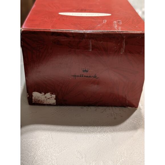 1995 Hallmark Keepsake “Heaven’s Gift” Nativity Ornaments Set of 2 w/Box - Picture 9 of 12